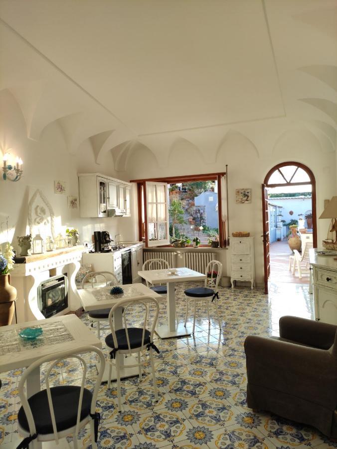 B&B Villa Cristina 阿纳卡普里 外观 照片