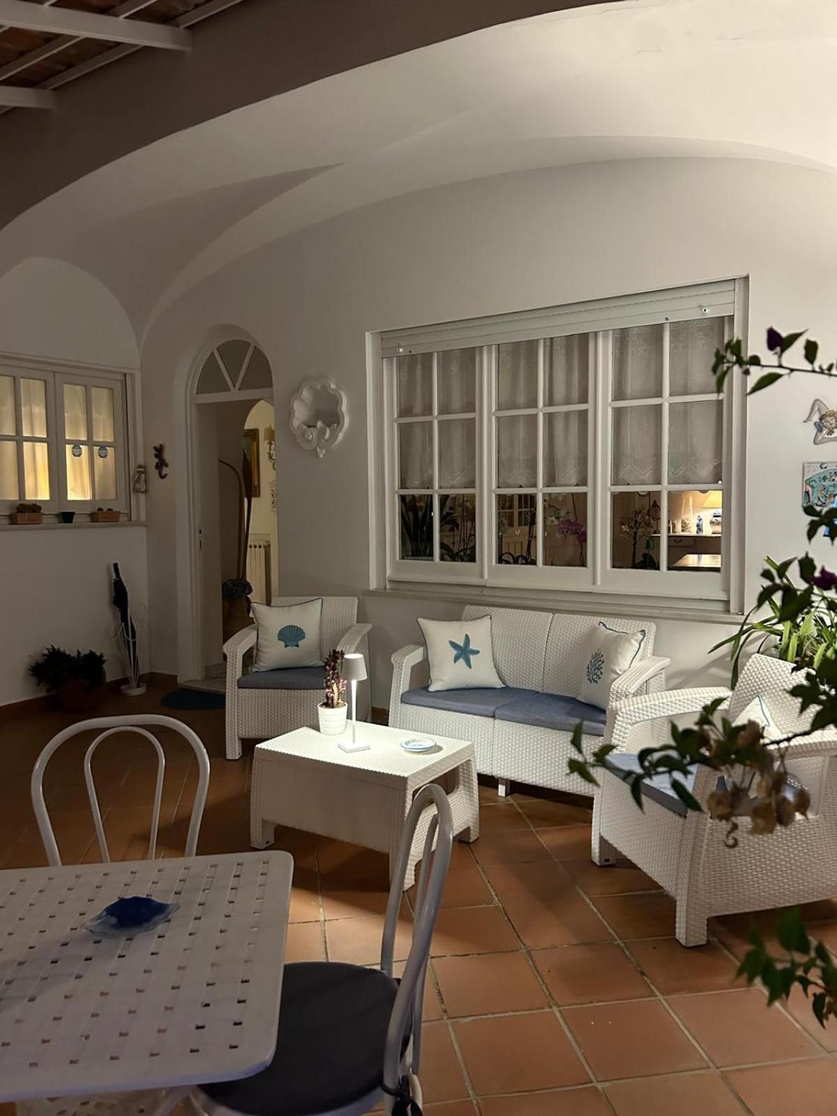 B&B Villa Cristina 阿纳卡普里 外观 照片