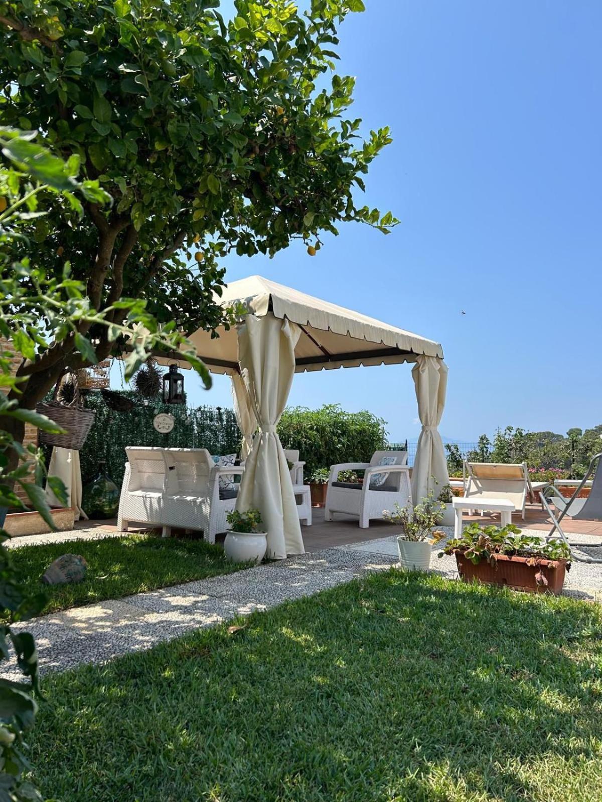 B&B Villa Cristina 阿纳卡普里 外观 照片