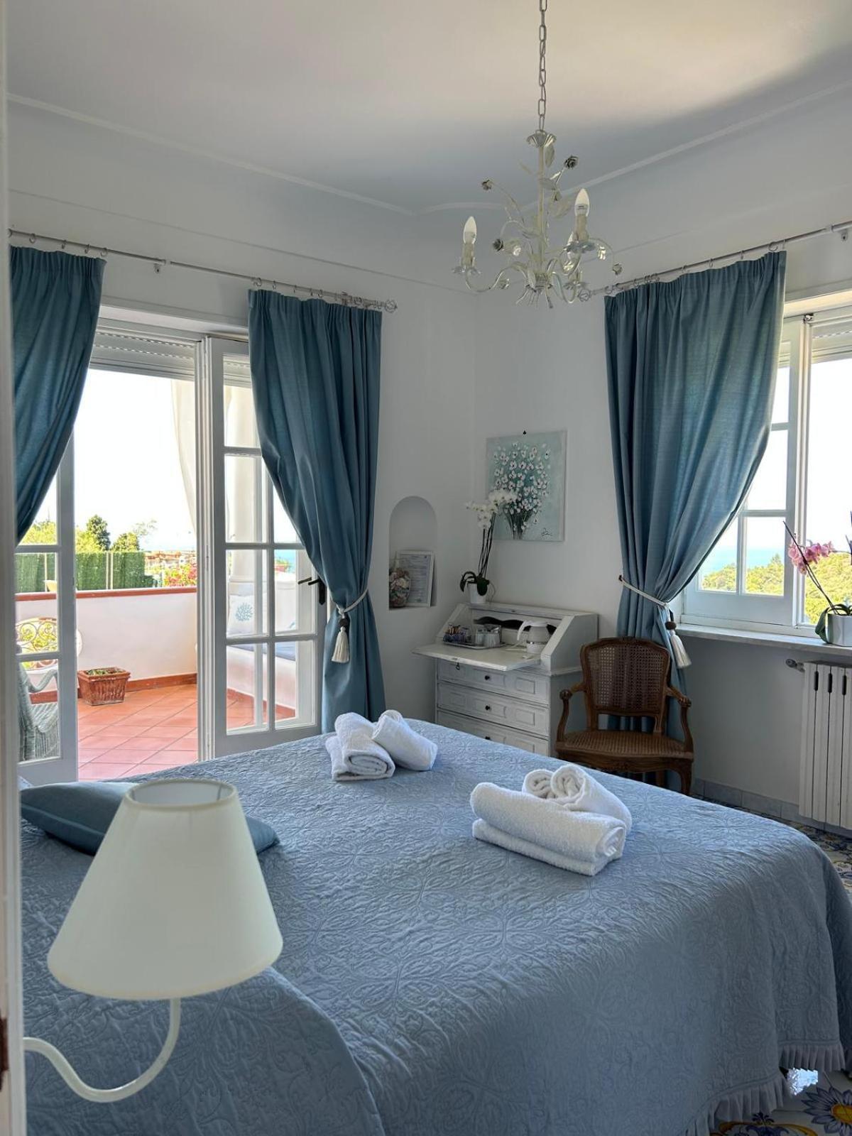 B&B Villa Cristina 阿纳卡普里 外观 照片