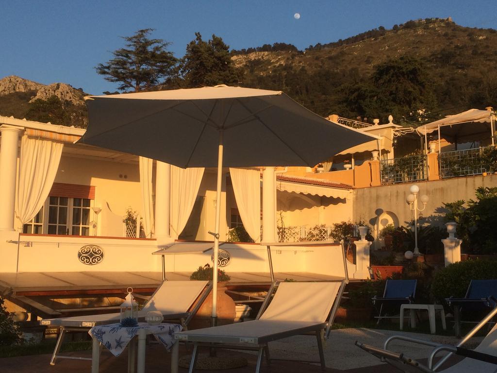 B&B Villa Cristina 阿纳卡普里 外观 照片